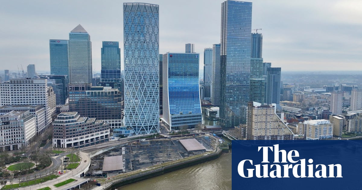 Canary Wharf owners’ credit rating cut deeper into ‘junk’ territory | Real estate