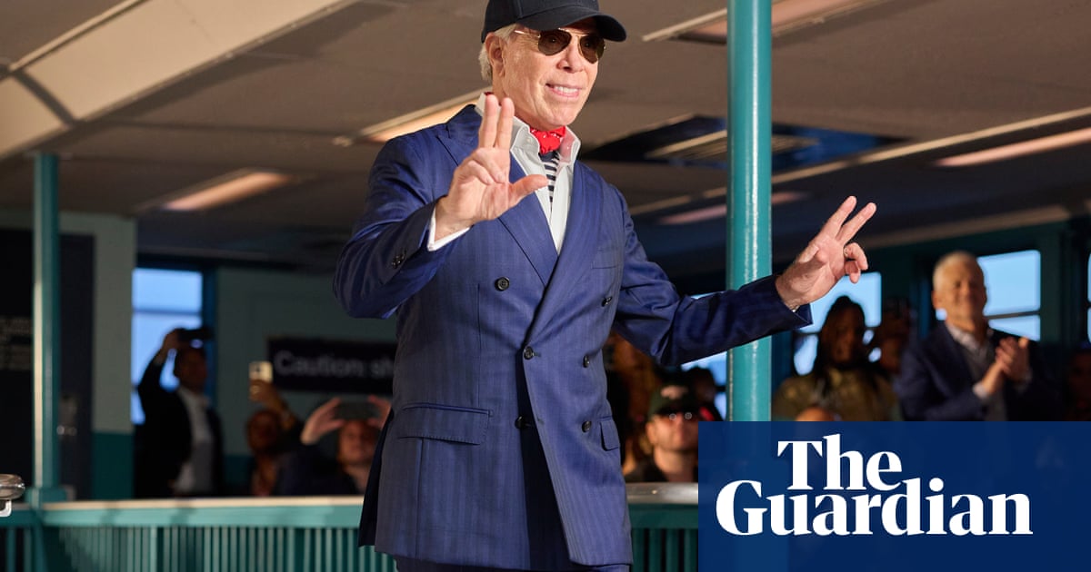 Tommy Hilfiger revives nautical theme for show on old Staten Island ferry | New York fashion week