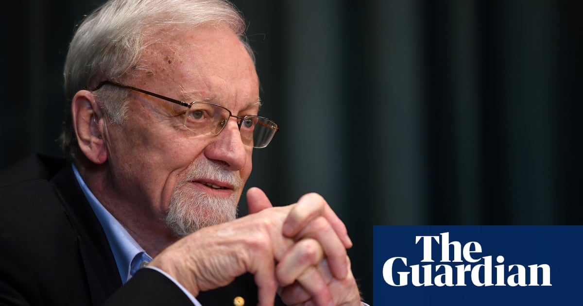 Former Labor foreign minister Gareth Evans says Australia won’t have sovereignty over Aukus submarines | Labor party