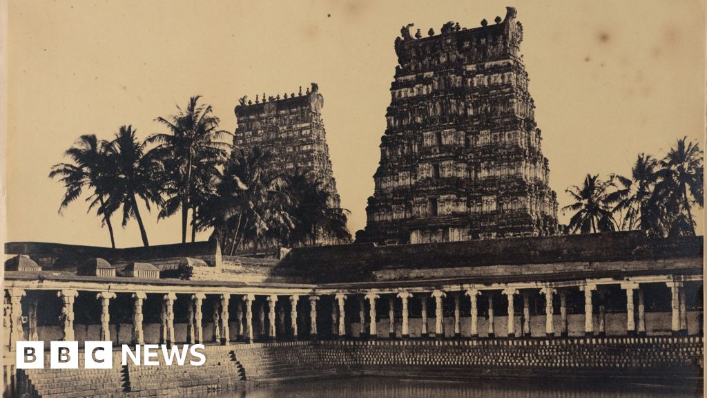 The earliest pictures capturing the art and beauty of Indian monuments