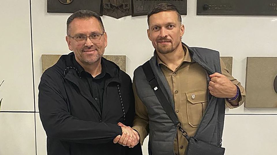 Ukrainian boxing champion Oleksandr Usyk released after ‘misunderstanding’ which led to detention in Poland