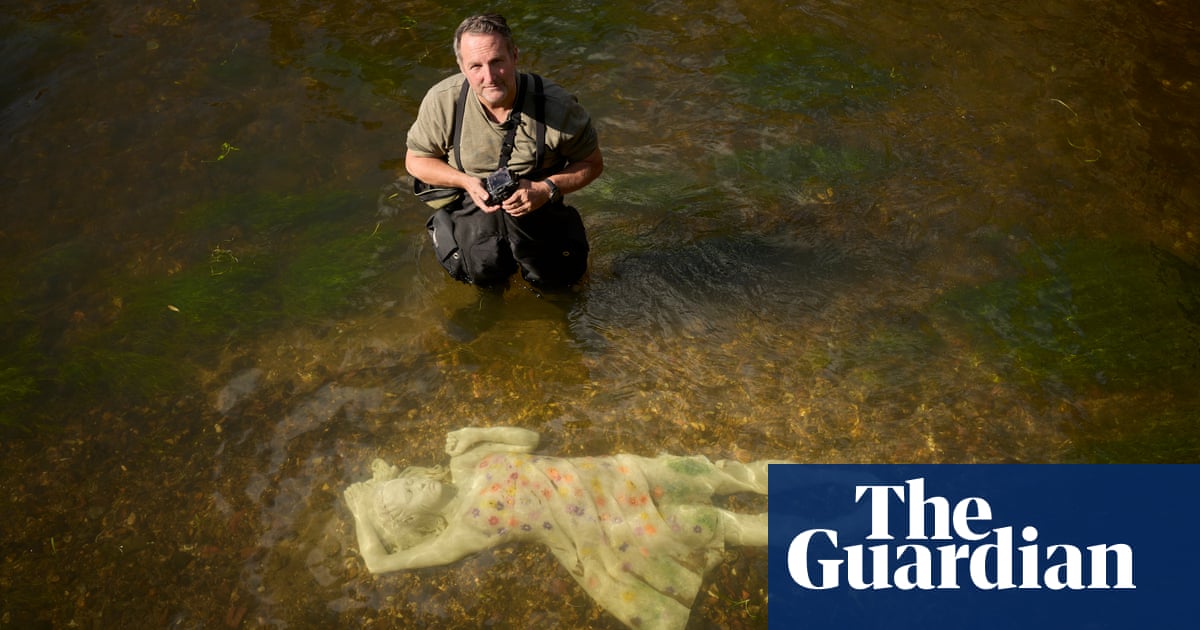 River Stour sculpture commemorates 16th century drowning that inspired Shakespeare | Sculpture