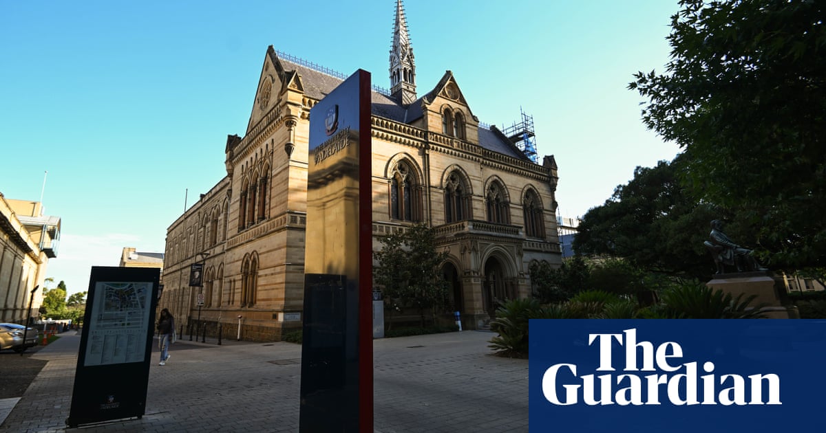 ‘The death of campus life’: first major Australian university dumps face-to-face lectures, leaving staff ‘furious’ | South Australia