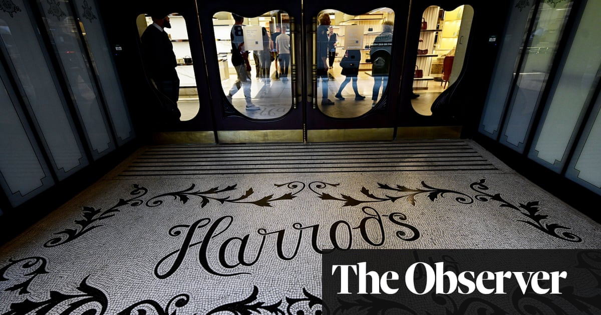 Harrods must reveal all NDAs signed by Mohamed Al Fayed’s victims, say lawyers | Mohamed Al Fayed