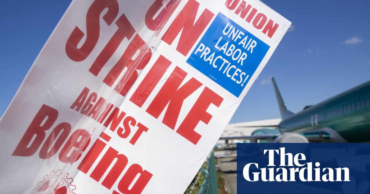 Boeing union voices anger as company makes ‘final’ offer in bid to end strike | Boeing