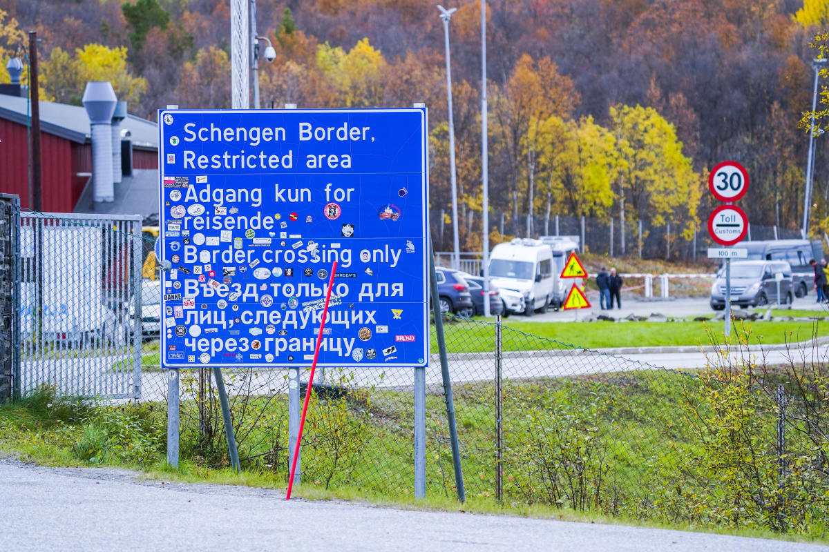 Norway is mulling building a fence on border with Russia, following Finland's example