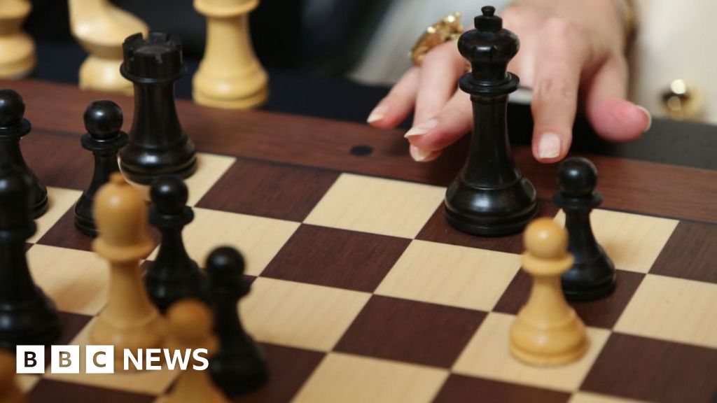 Russia squares up to Ukraine on battle for control of chess