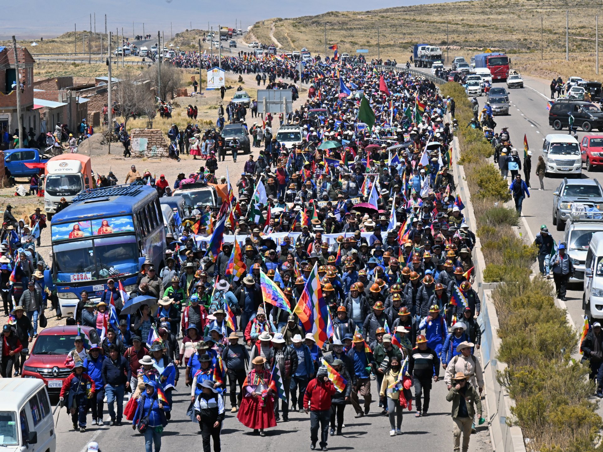 Bolivia braces for turmoil as antigovernment protesters begin march | Protests News