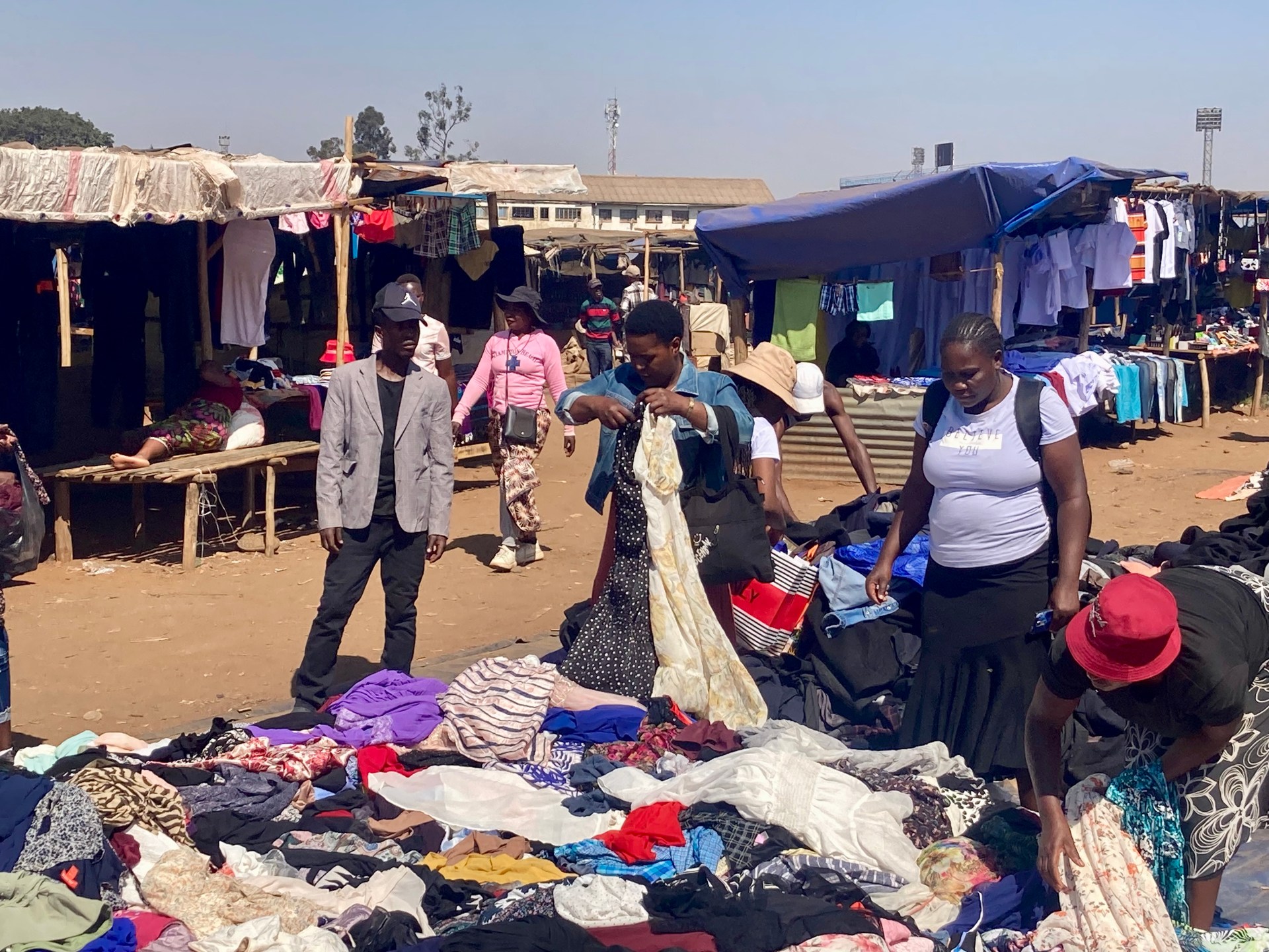 How secondhand clothes took Zimbabwe by storm – and hammered retail | Retail