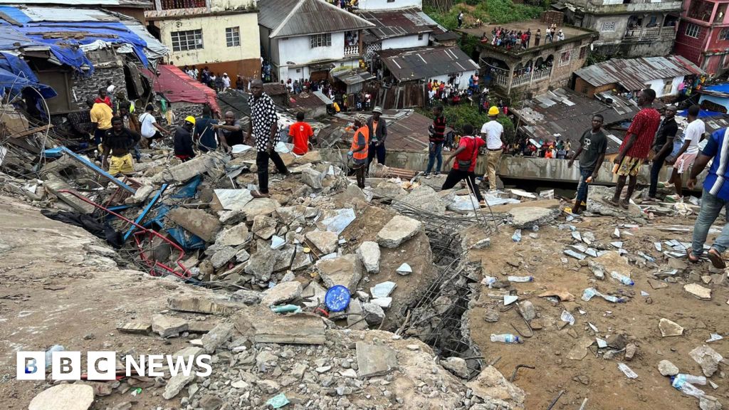 Building collapse in Freetown kills eight