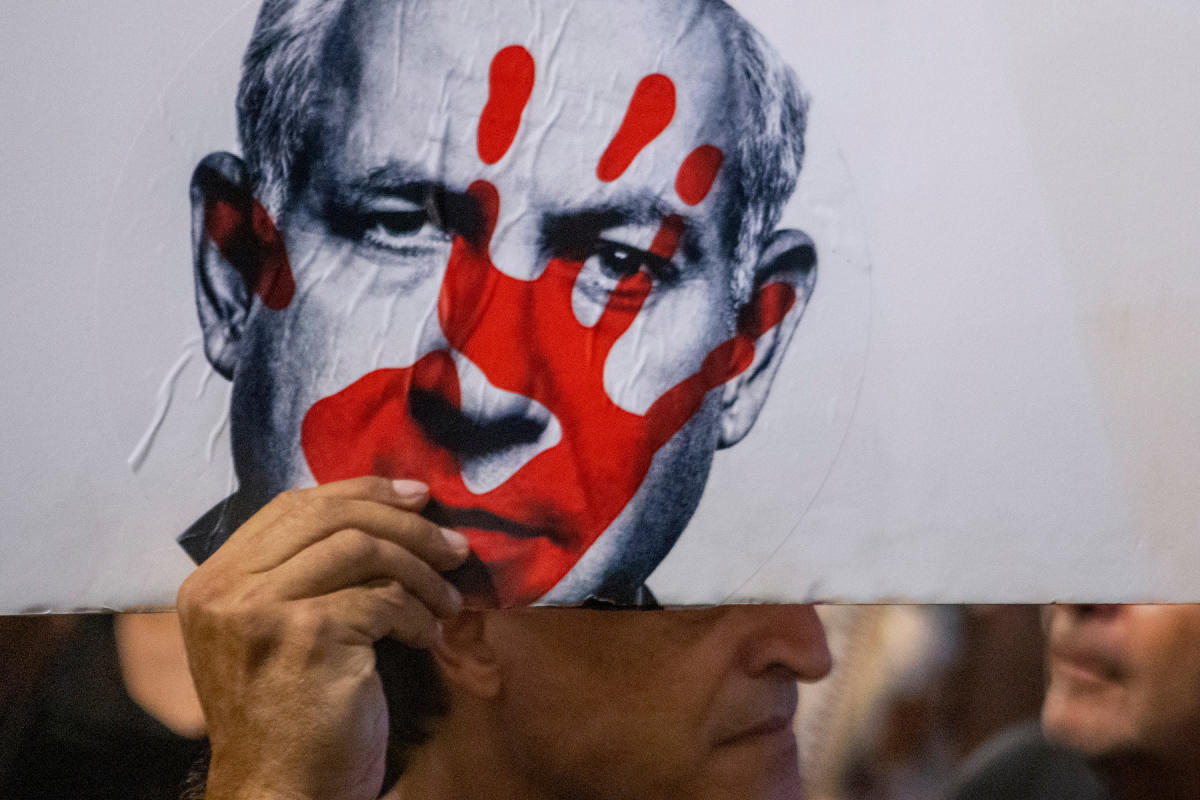 Scenes From Israel, Where Protesters Blame Netanyahu for Deaths of Hostages