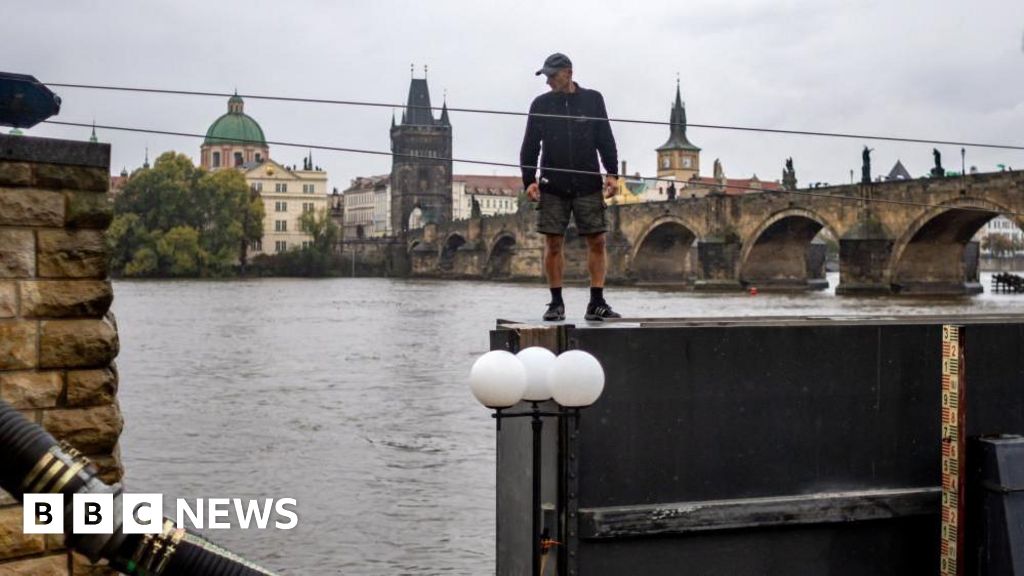 Central Europe braced for worst flooding in years