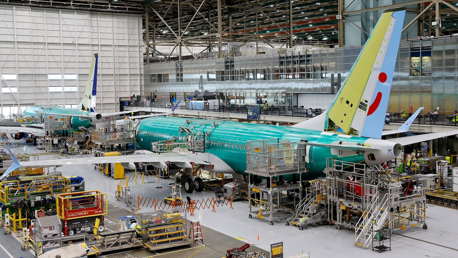 30,000 Boeing workers are poised for a potential strike. Here's what's at stake