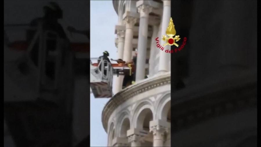 Firefighters rescue man from Leaning Tower of Pisa