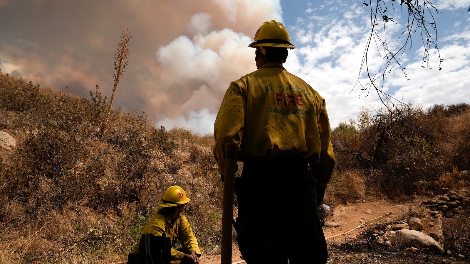 Line Fire forces evacuation in California town