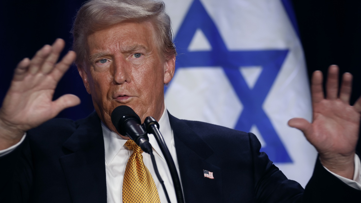 Trump says he's Israel's protector, warns Jewish voters against supporting Harris : NPR