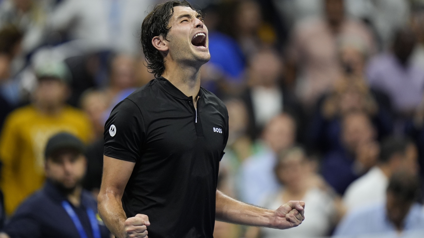 Taylor Fritz wins match to become first American man in a U.S. Open final since 2006 : NPR