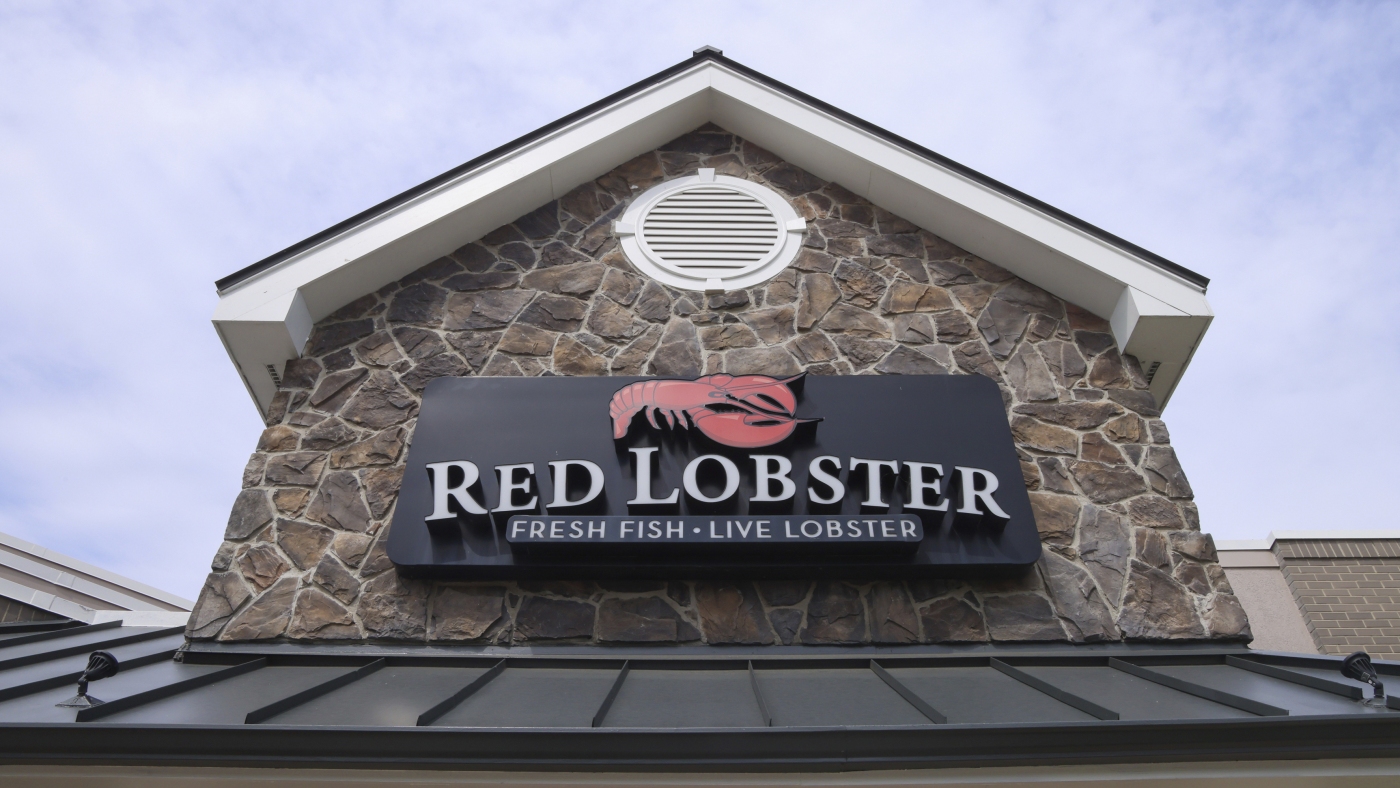 Red Lobster to exit bankruptcy, signaling a possible end to financial troubles : NPR