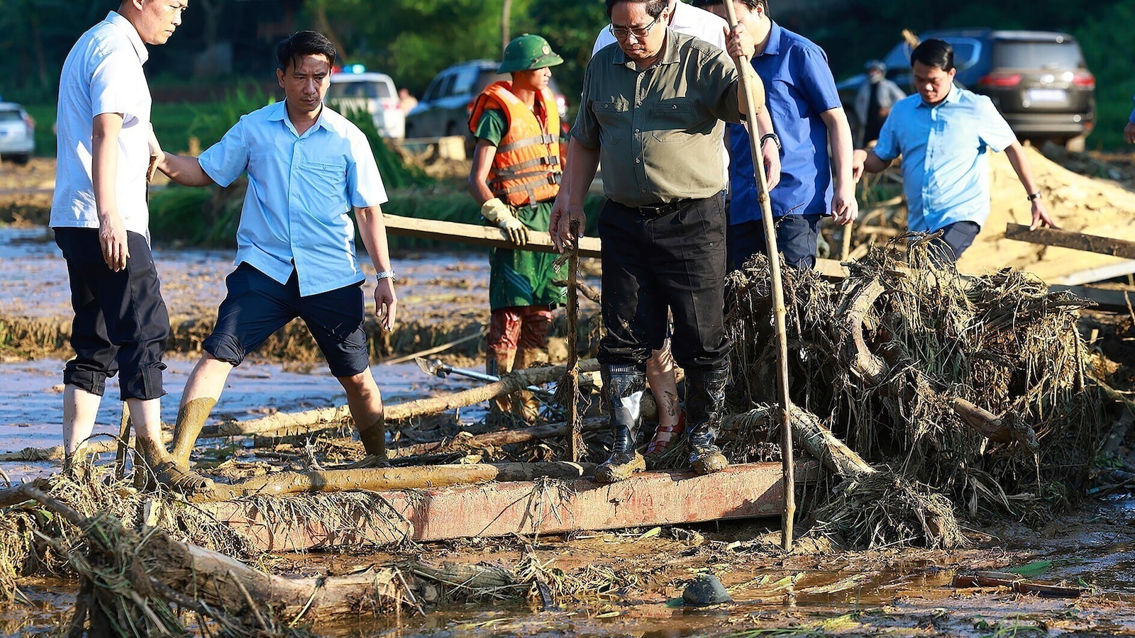 Vietnam typhoon death toll rises to 233 as more bodies found