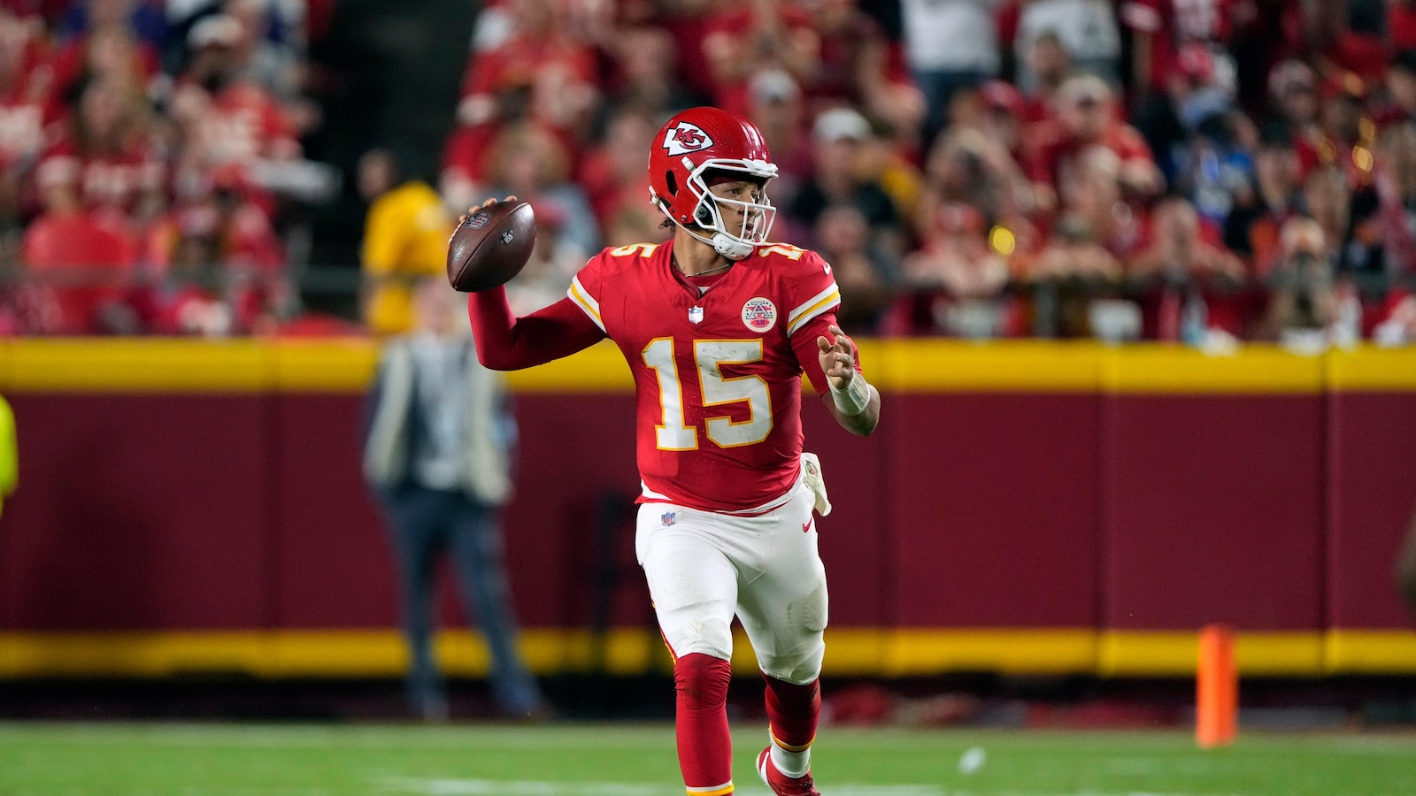 Chiefs QB Patrick Mahomes says he will not endorse anybody for president