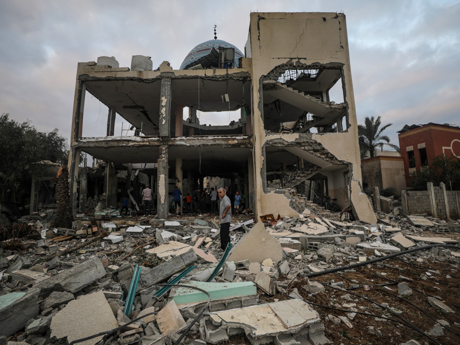 Deadly Israeli strike on Gaza mosque-turned-shelter | Israel-Palestine conflict News