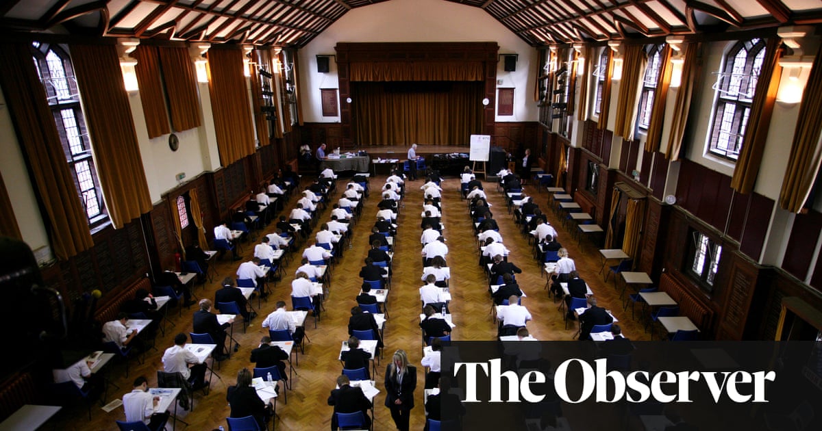 Demand for England’s grammar schools falls – despite VAT on school fees | Grammar schools