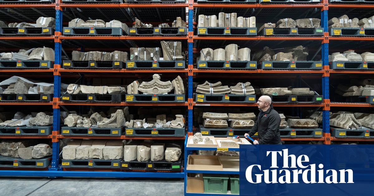 Wellington’s false teeth and wolf bones: English Heritage needs help to record vast collection | English Heritage