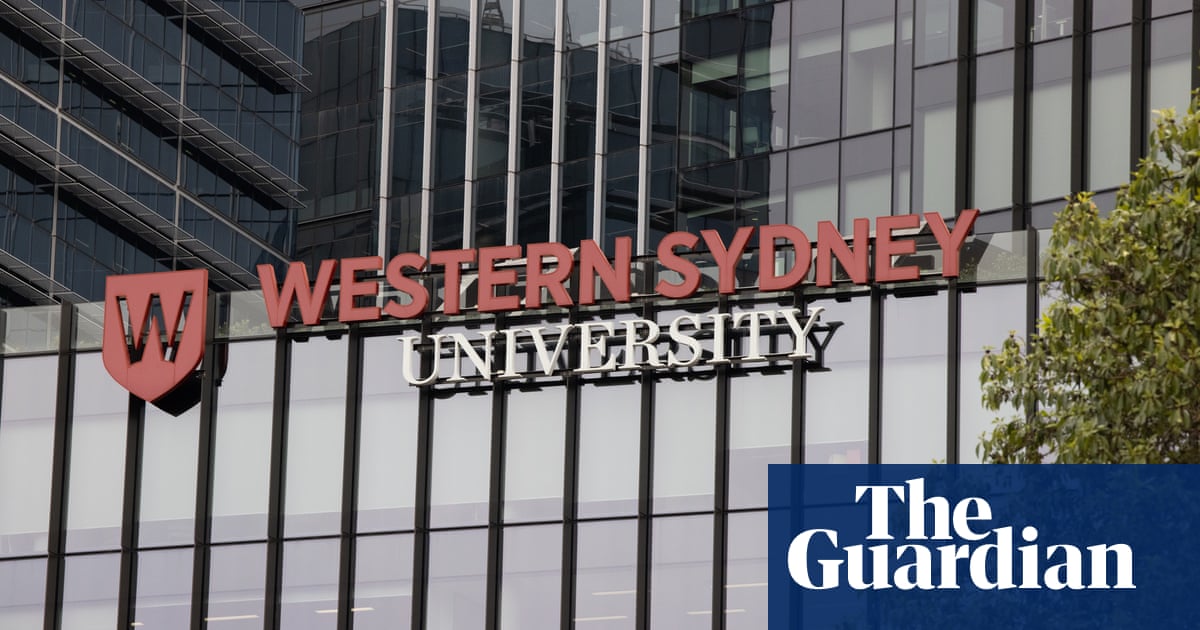 Two students arrested during pro-Palestine protest at Western Sydney University | New South Wales