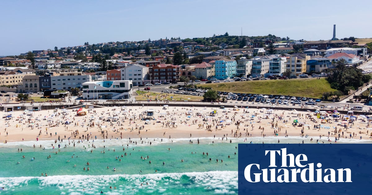 Crumbl Cookies to open in Australia after viral unofficial pop-up at Bondi Beach turned stale | Business