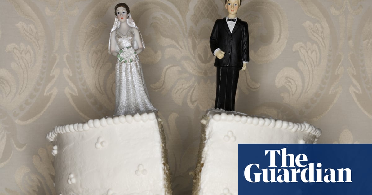 Divorce applications wrongly approved after computer error, high court hears | Law