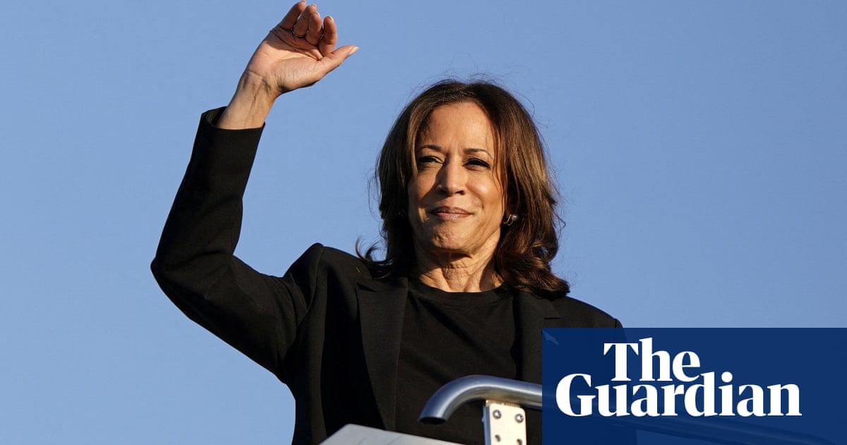 Harris embarks on media blitz and tries to edge out Trump in key swing states | US elections 2024