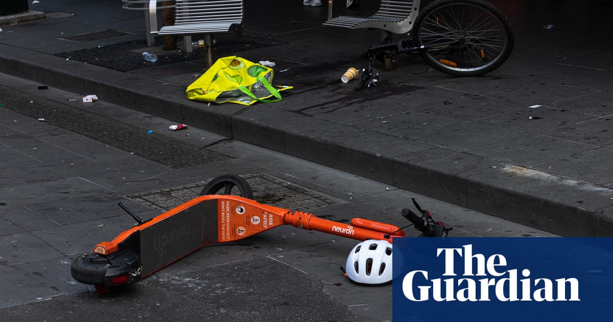 Trauma surgeons sound grim warning on e-scooter danger at NSW inquiry | Transport