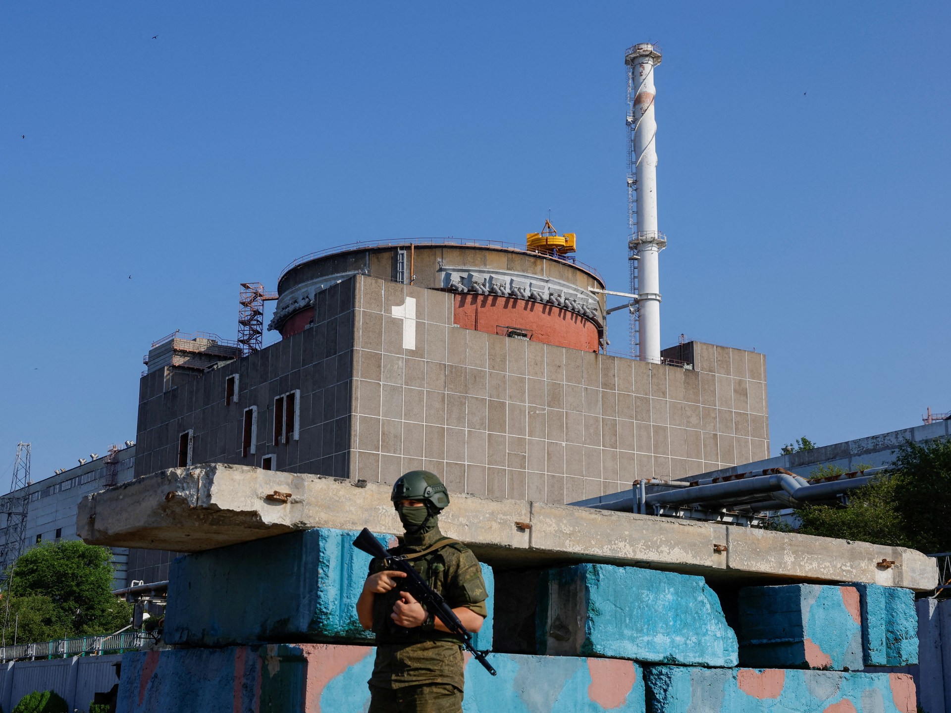 Ukraine kills Russian official at Zaporizhzhia nuclear plant in car bomb | Russia-Ukraine war News