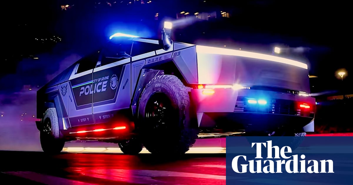 California police department debuts ‘first police Cybertruck in the nation’ to impress kids | Tesla