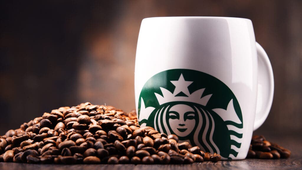 Starbucks Invests In Future-Proof Coffee: New Farms In Latin America And Beyond To Tackle Climate Challenges