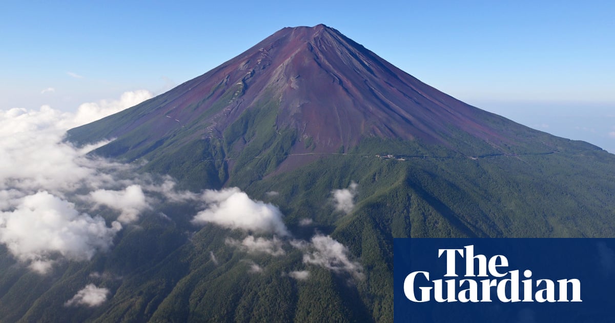 Mount Fuji snowless for longest time on record after sweltering Japan summer | Japan