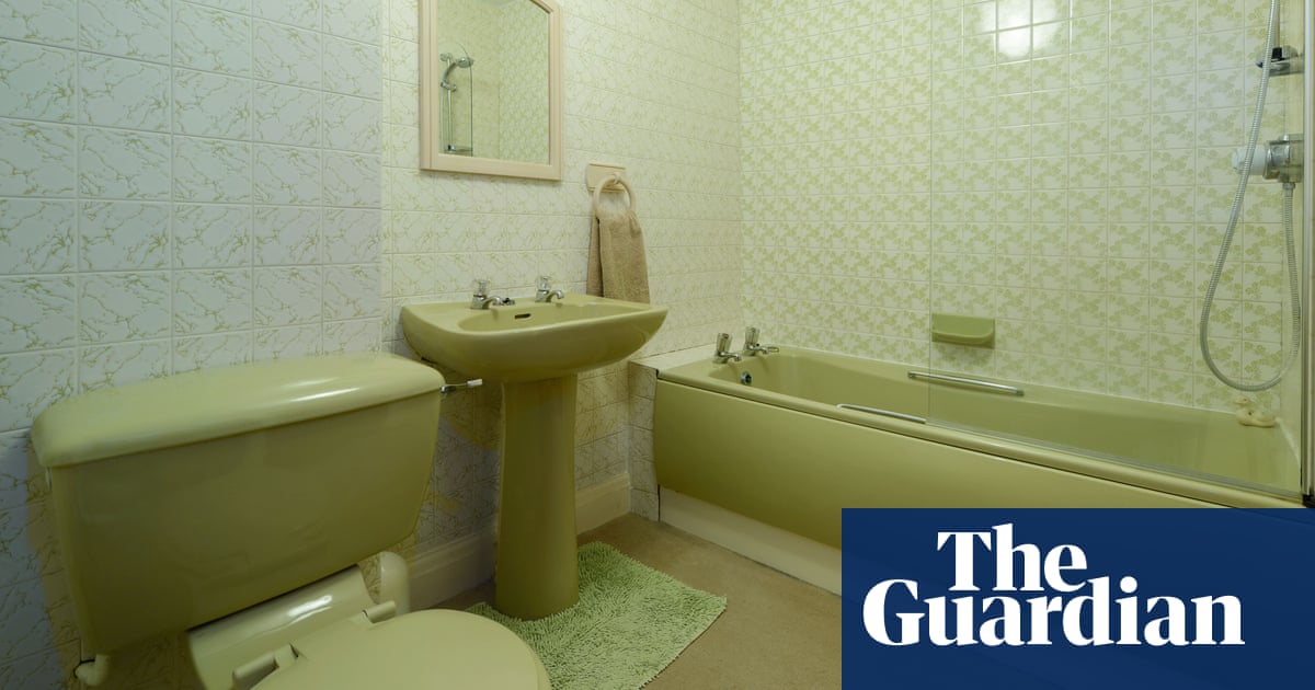 Avocado bathrooms are back in UK as younger homeowners go green | Home improvements