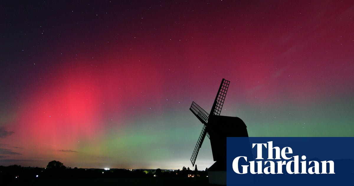 Northern lights seen across parts of England | Northern lights