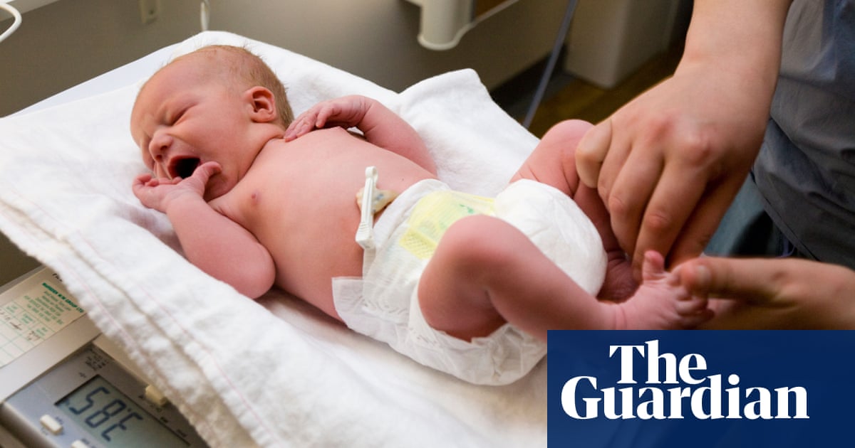 Targeted support could reduce infant mortality gap across England, study finds | Infant and child mortality