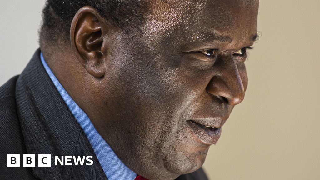 South Africa's first black central bank governor dies