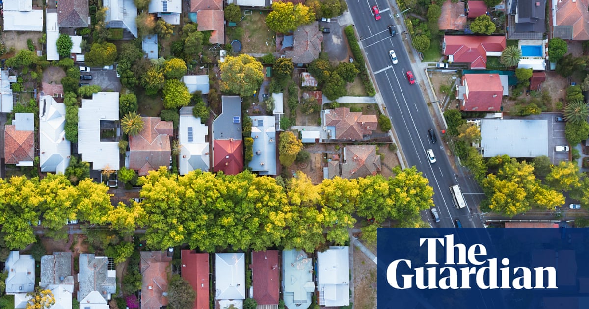 IMF backs RBA not cutting interest rates and says phasing out tax breaks for property investors would be ‘equitable’ | Australian economy