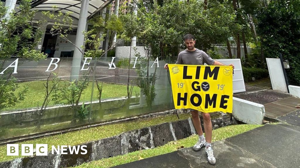 Valencia fans detained in Singapore over football protest