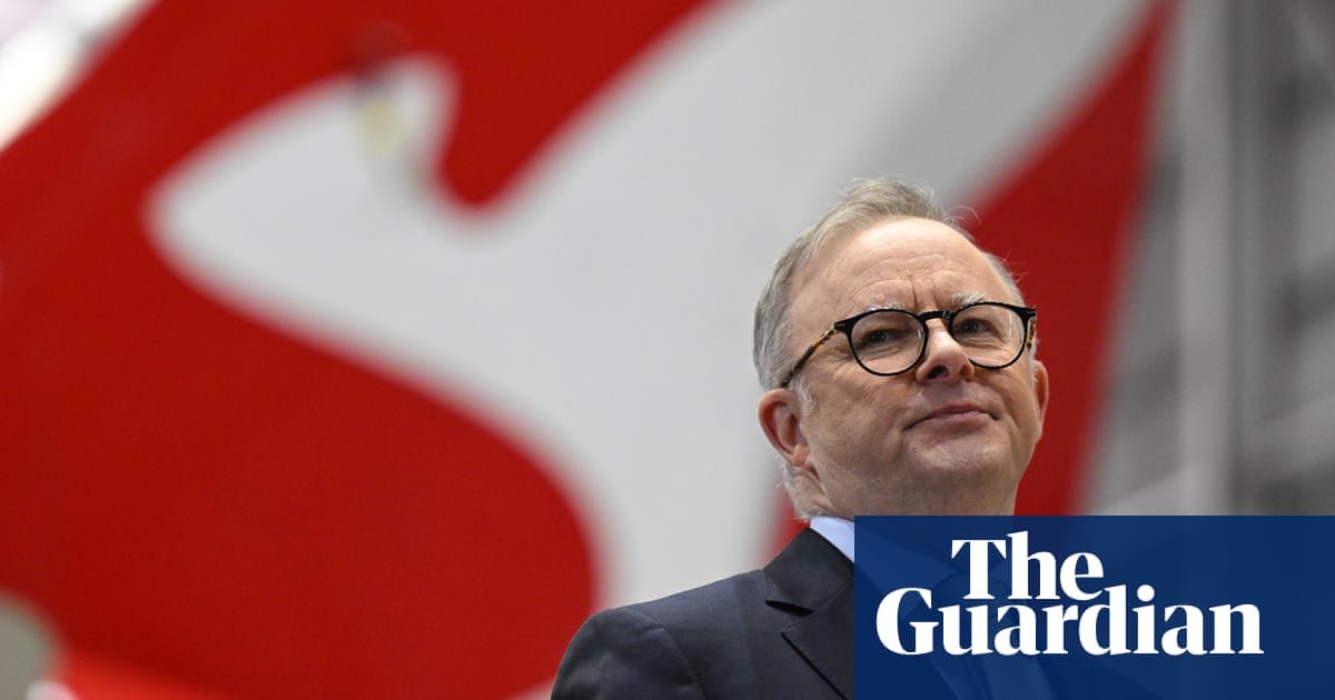 Anthony Albanese says he didn’t seek flight upgrades from anyone at Qantas | Anthony Albanese