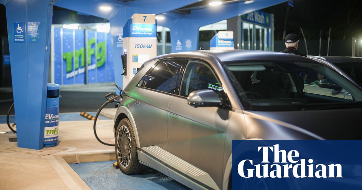 Carmakers ramp up pressure on chancellor for EV sales subsidies | Electric, hybrid and low-emission cars