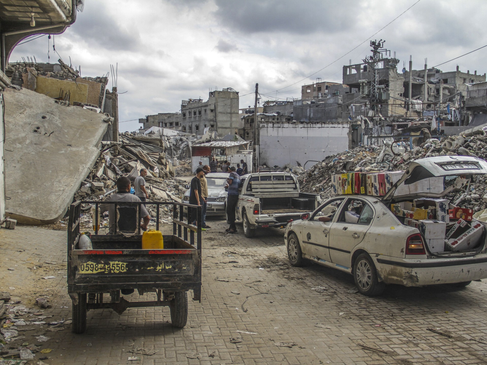 Thousands trapped in Jabalia as Israel steps up attacks in northern Gaza | Gaza News