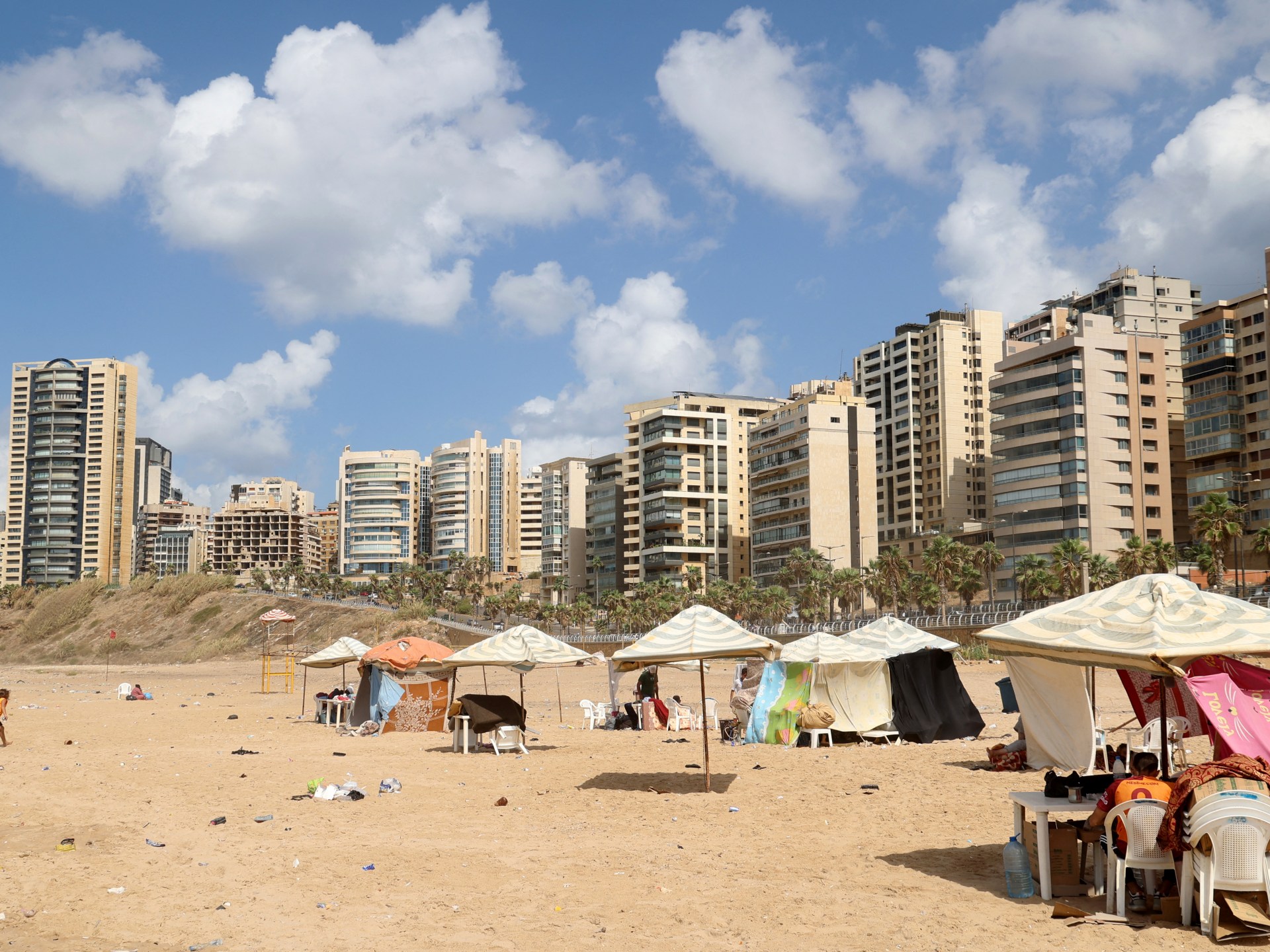 People in Beirut seek shelter on beaches as Israeli strikes continue | Israel attacks Lebanon News