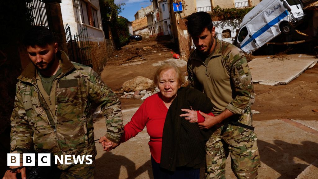 Spaniards recount horror of deadly floods