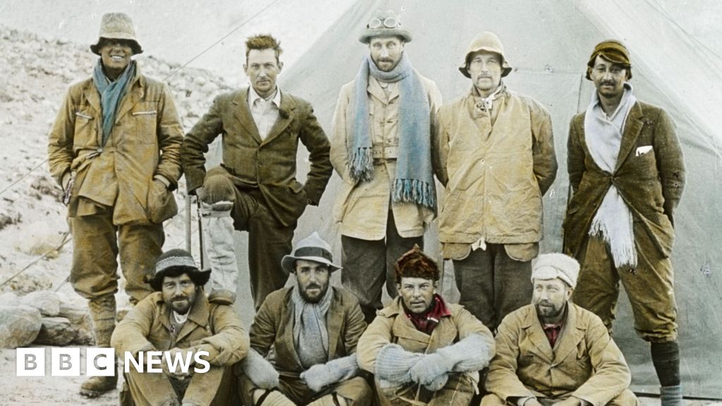 Everest climber Irvine's foot believed found after 100 years