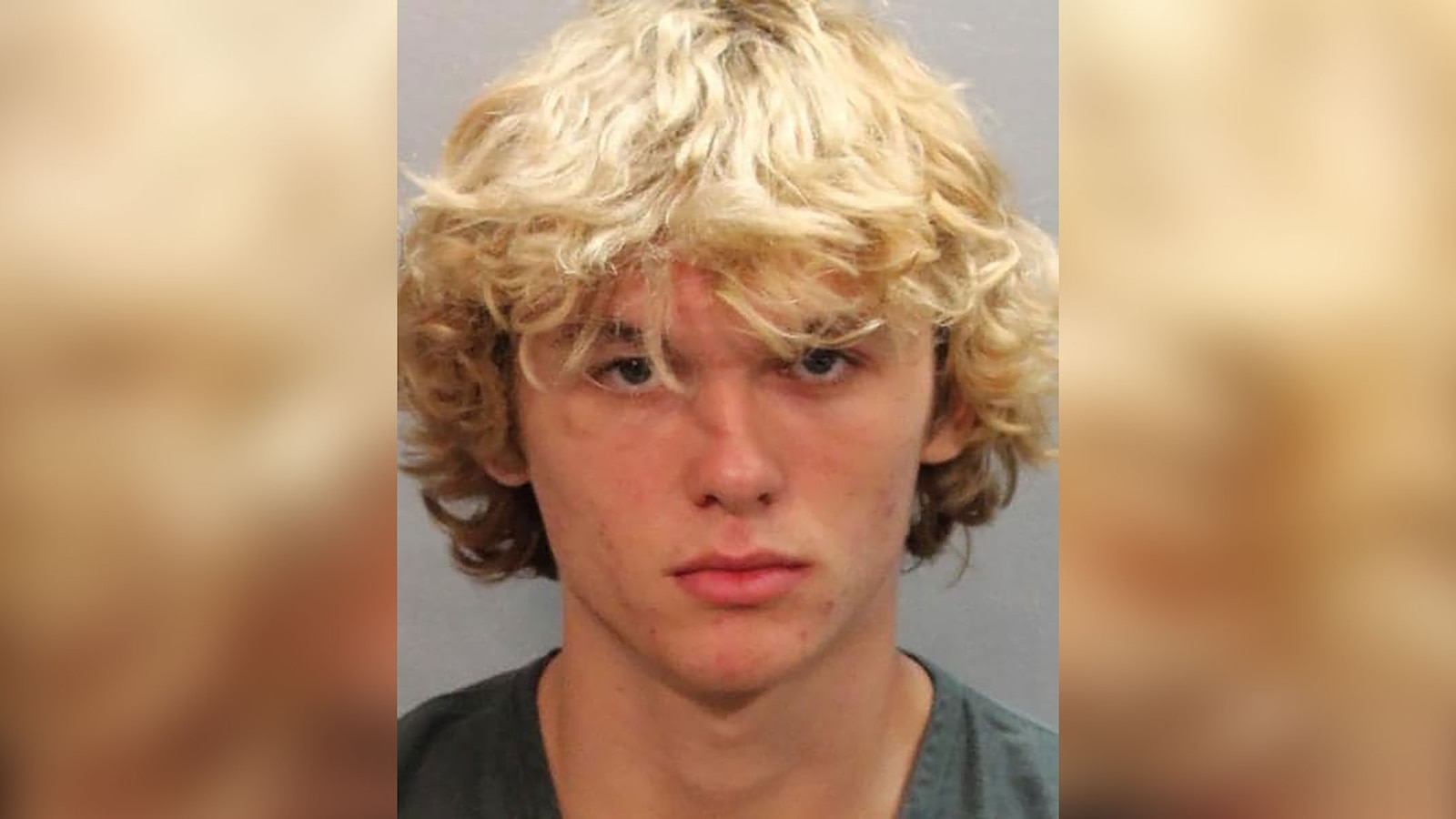 Florida teen with machete arrested for voter intimidation at polling place