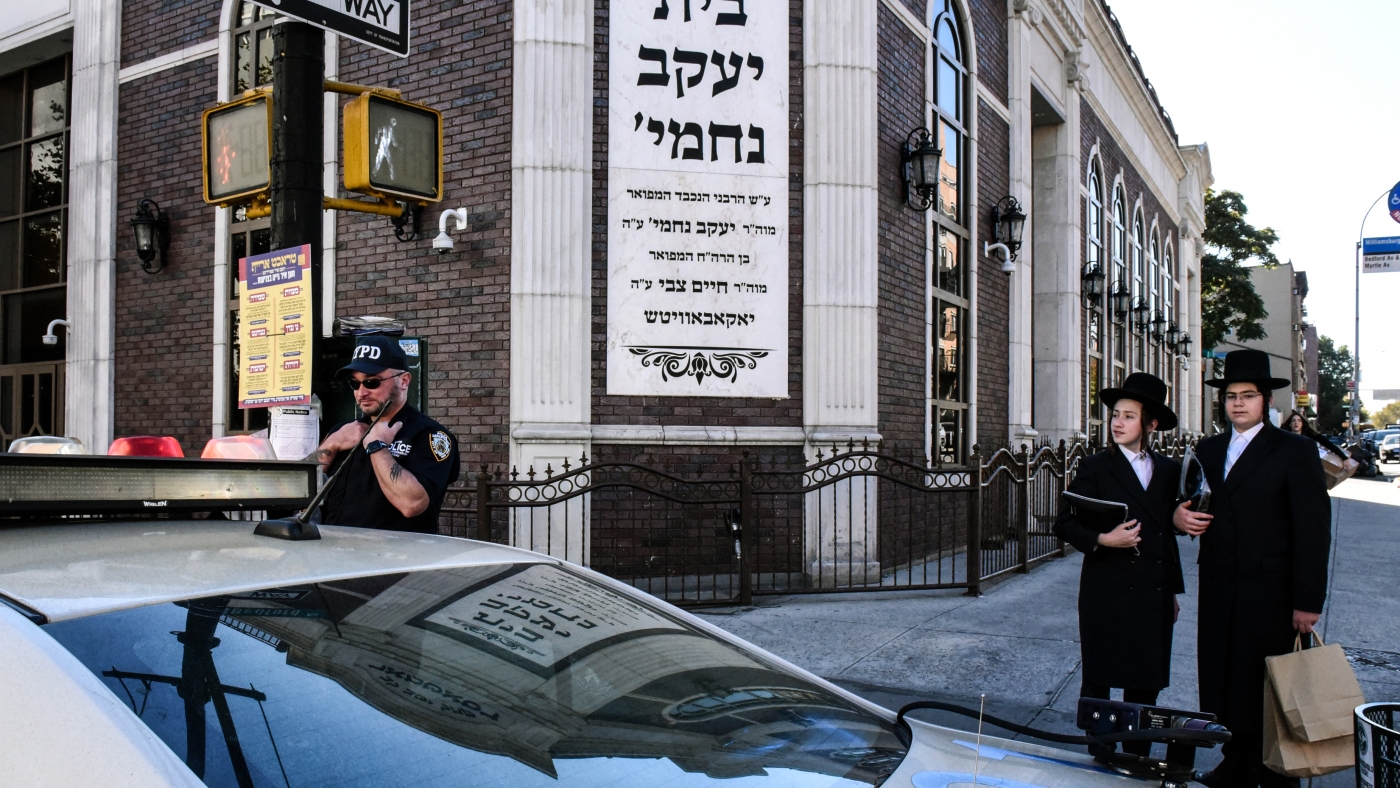 As Oct. 7 approaches, synagogues and mosques bolster security : NPR